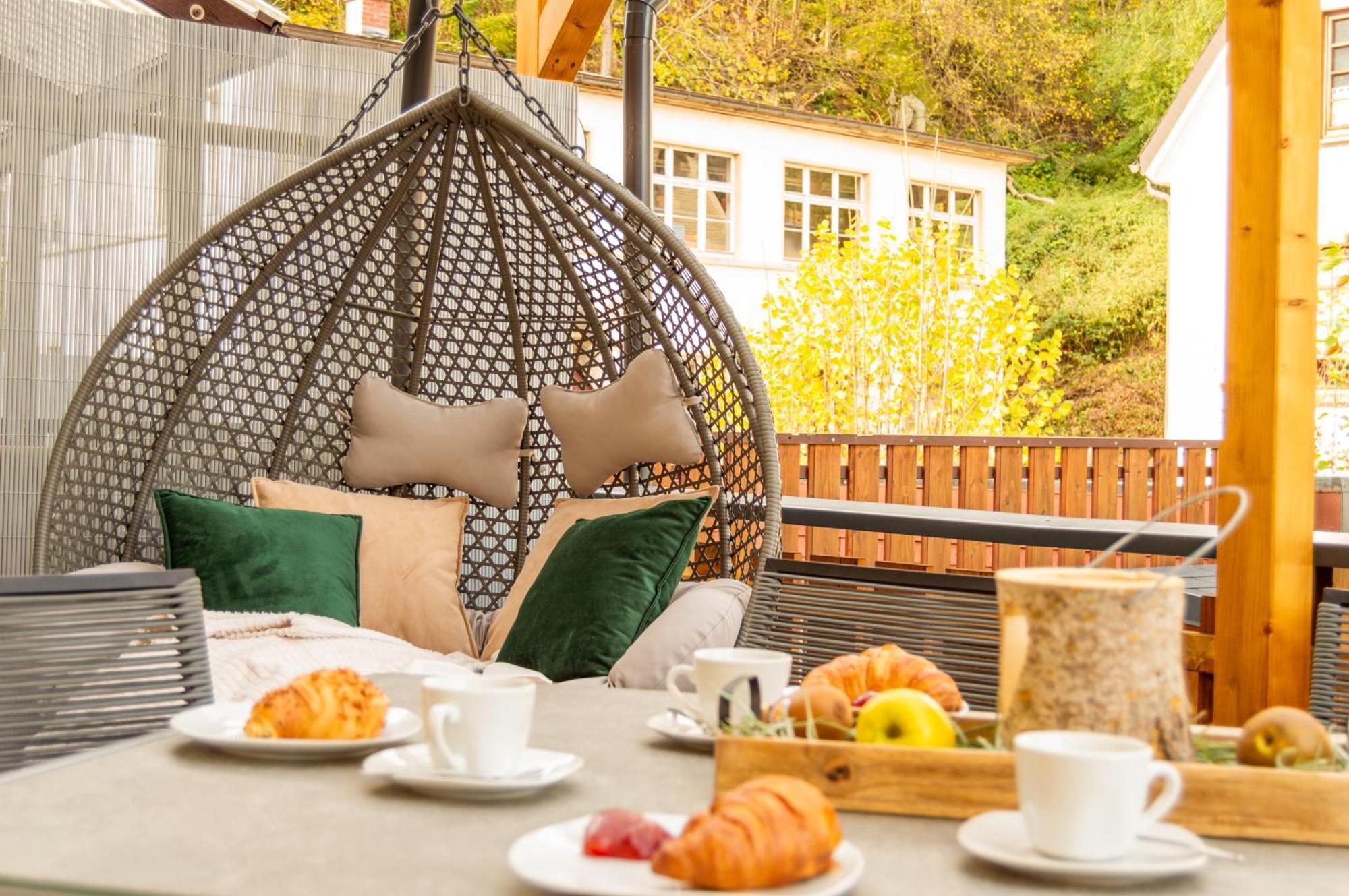 Design Trifft Harmonie Nahe Triberger Wasserfaelle Triberg im Schwarzwald Kültér fotó