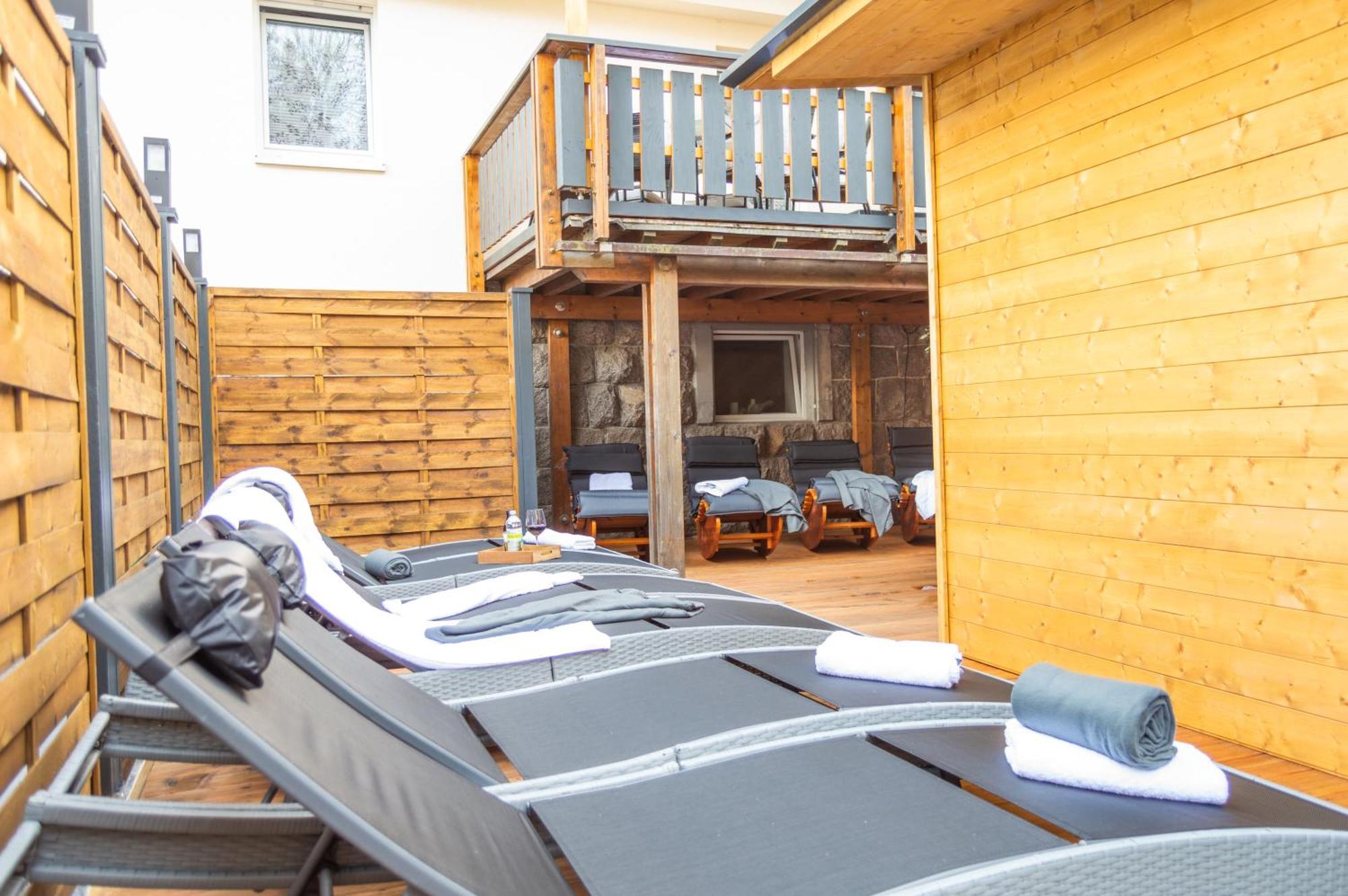 Design Trifft Harmonie Nahe Triberger Wasserfaelle Triberg im Schwarzwald Kültér fotó